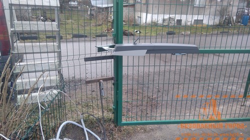 Установка автоматики на распашные ворота. Зеленоградск.