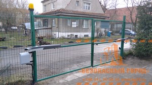 Установка автоматики на распашные ворота. Зеленоградск. 
