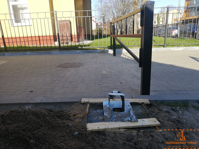 Шлагбаум в Зеленоградске на побережье